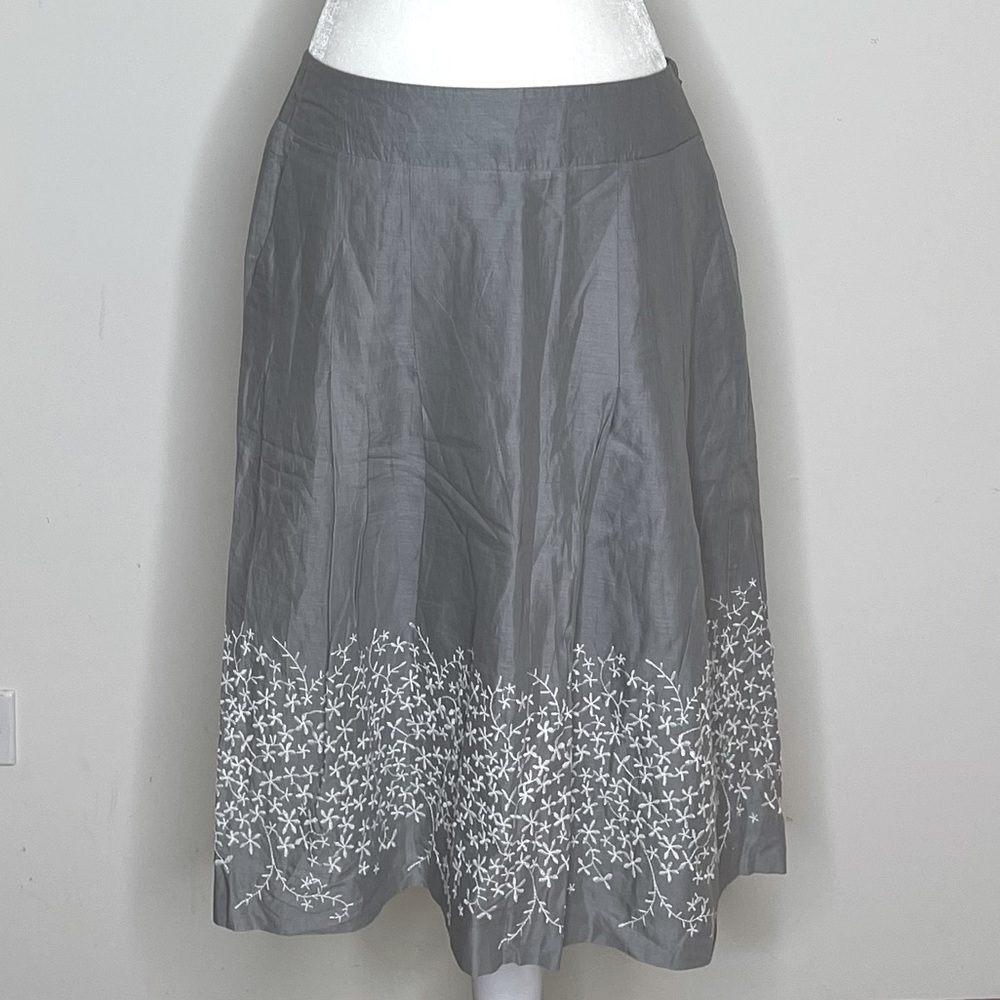 Ann Taylor Gray and White Cotton Skirt w/ Pockets